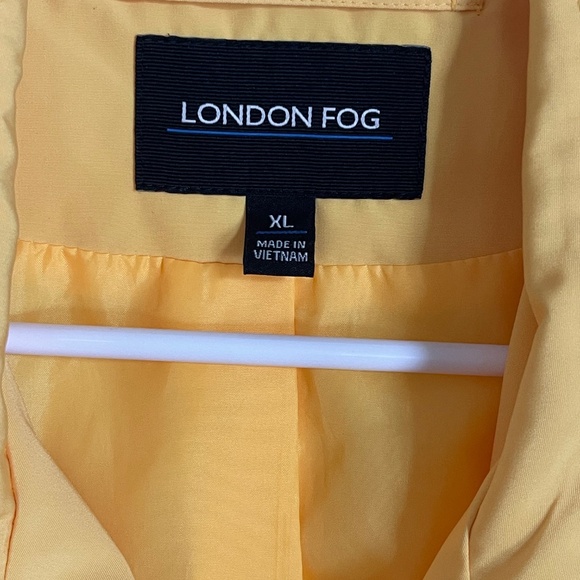 London Fog XL Bright Yellow Double Breasted Trench Raincoat - Picture 3 of 7